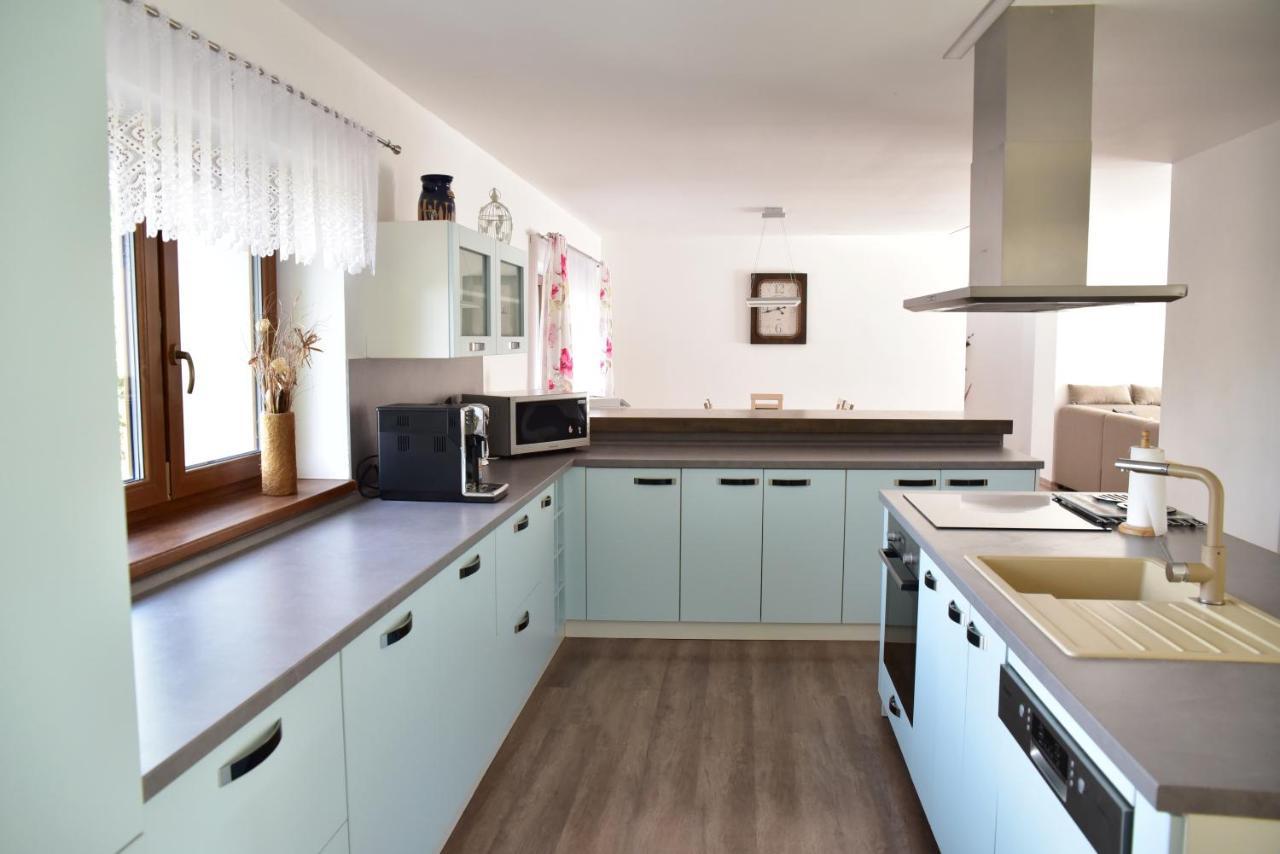 Apartman Lukov Lukov  Extérieur photo
