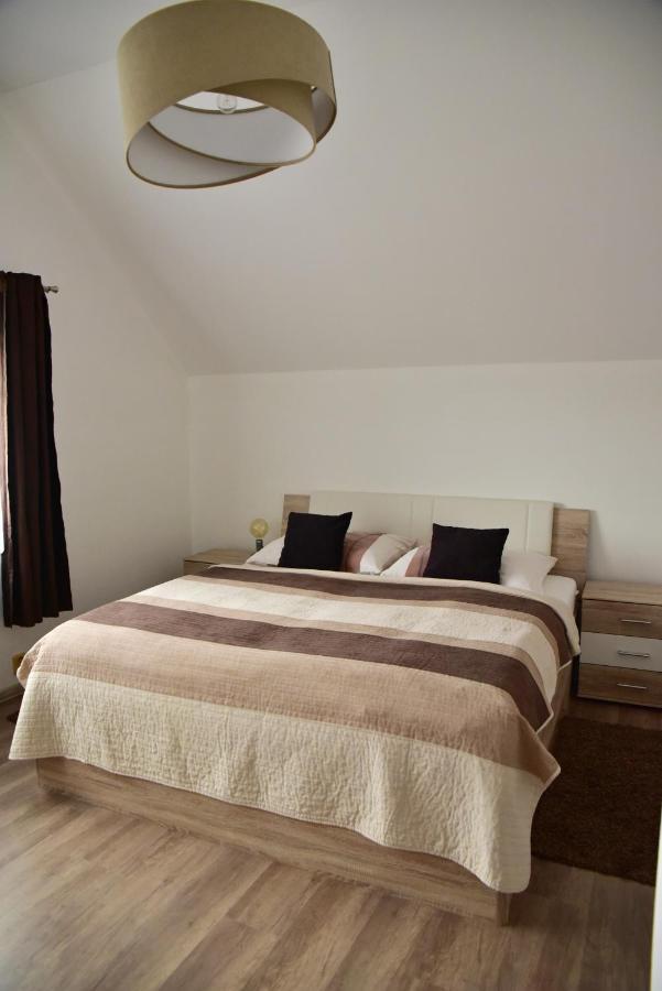 Apartman Lukov Lukov  Extérieur photo